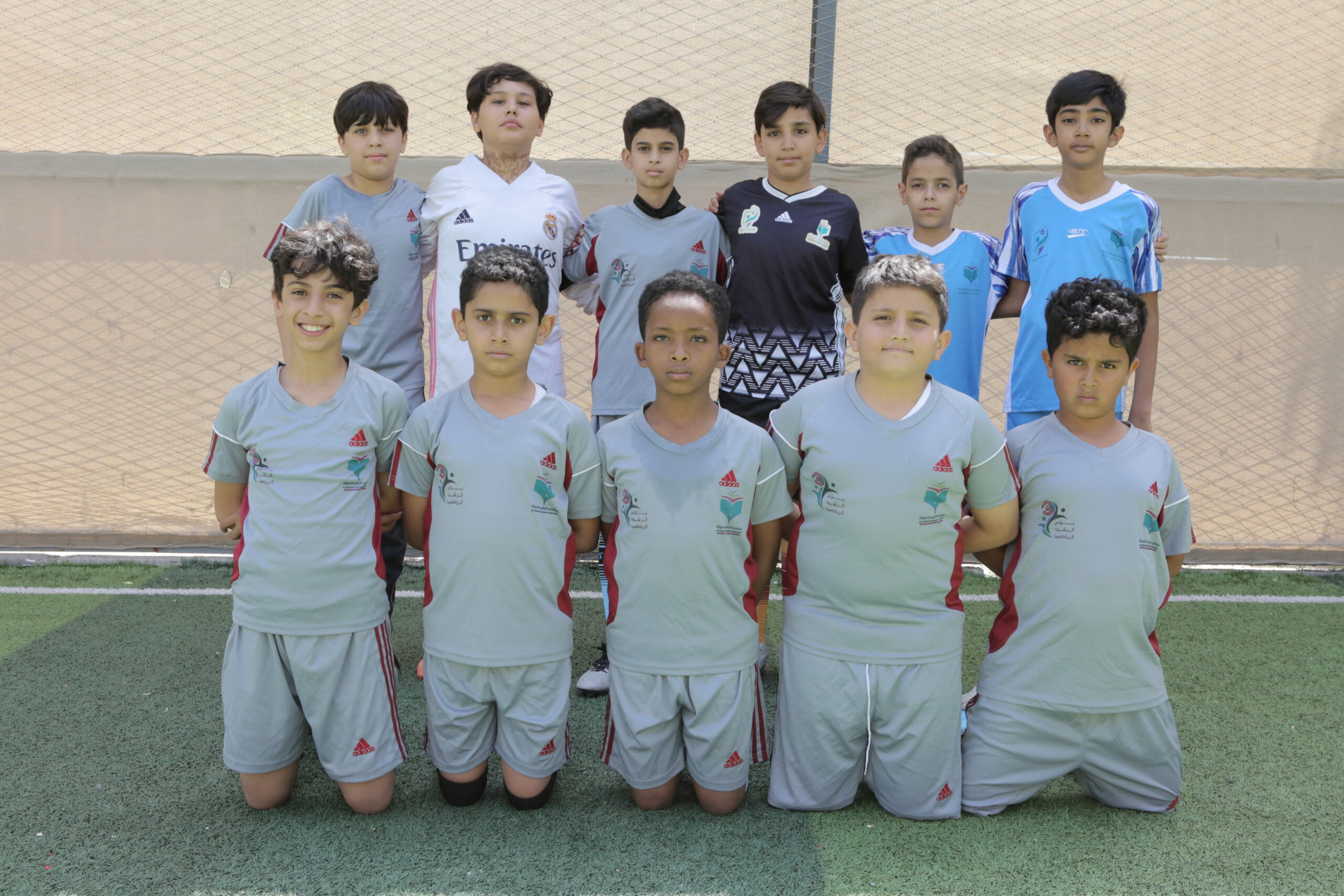 يوم الرشيد الرياضي 6  فرع شملان يحصد بطولة ثامن لكرة القدم .